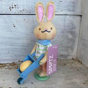 2020 Spritz Felt Bunny with Wheelbarrow
